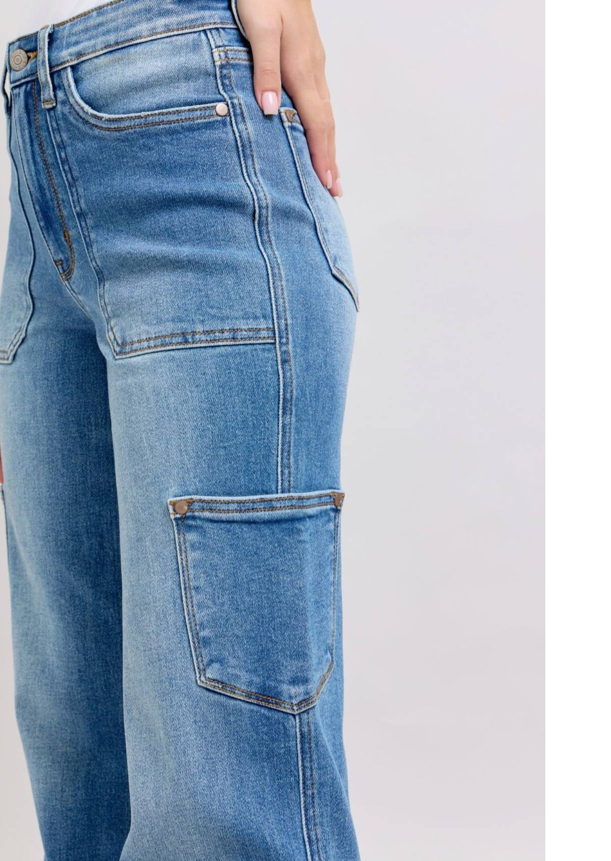 Judy Blue 90's Straight Fit Jeans