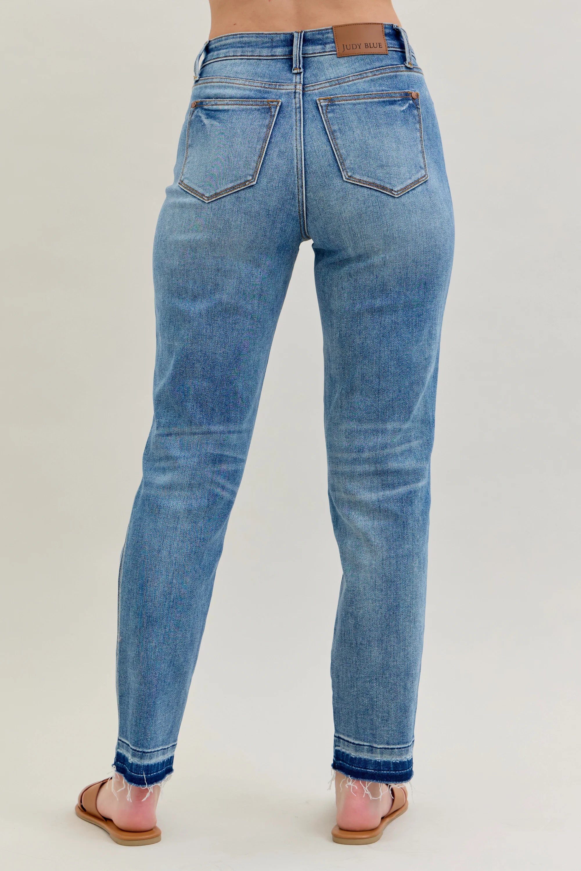 Judy Blue Rigid Magic Raw Hem Boyfriend Jean