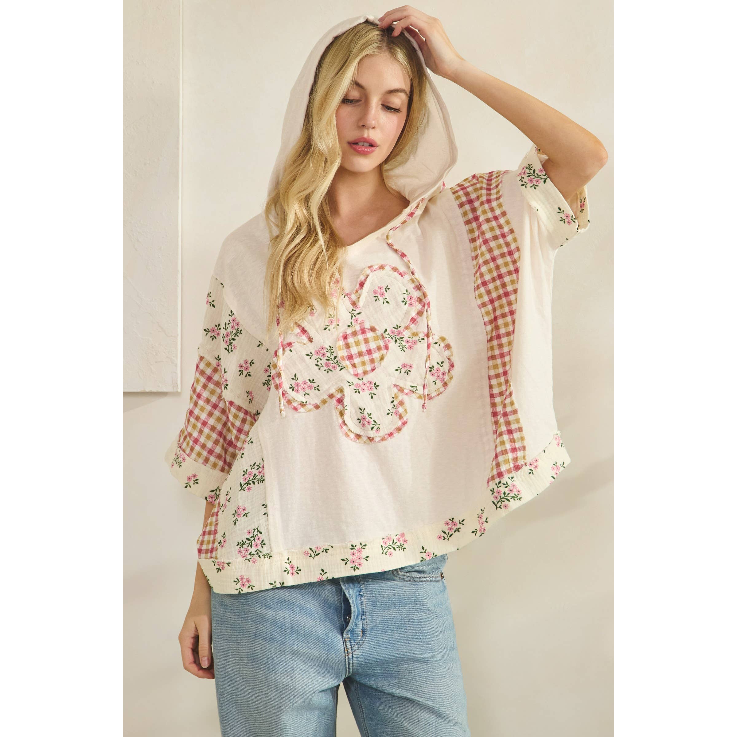 COTTON GAUZE HOODIE WITH DAISY FLORAL PATCH