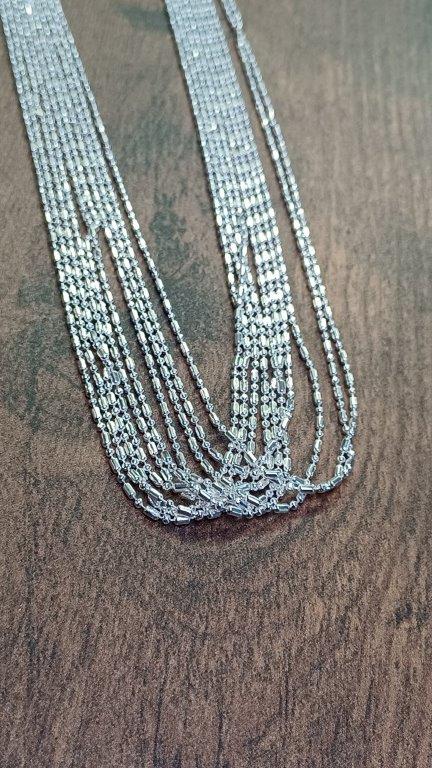 SIlver Dot Dash Dot 11 Chain Necklace