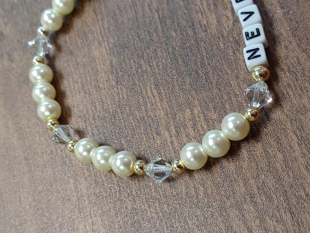 "Never Give Up" or "YOU GOT THIS" Motivational and Uplifting Pearl Bracelet
