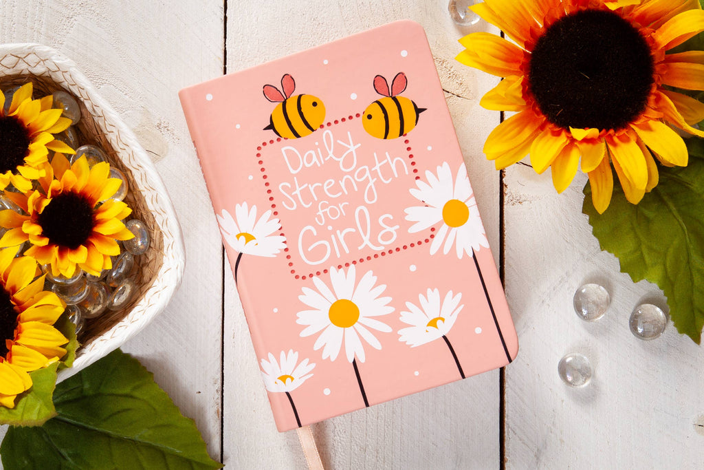 Daily Strength for Girls (Valentine's Day Gifts, Ages 4-9)