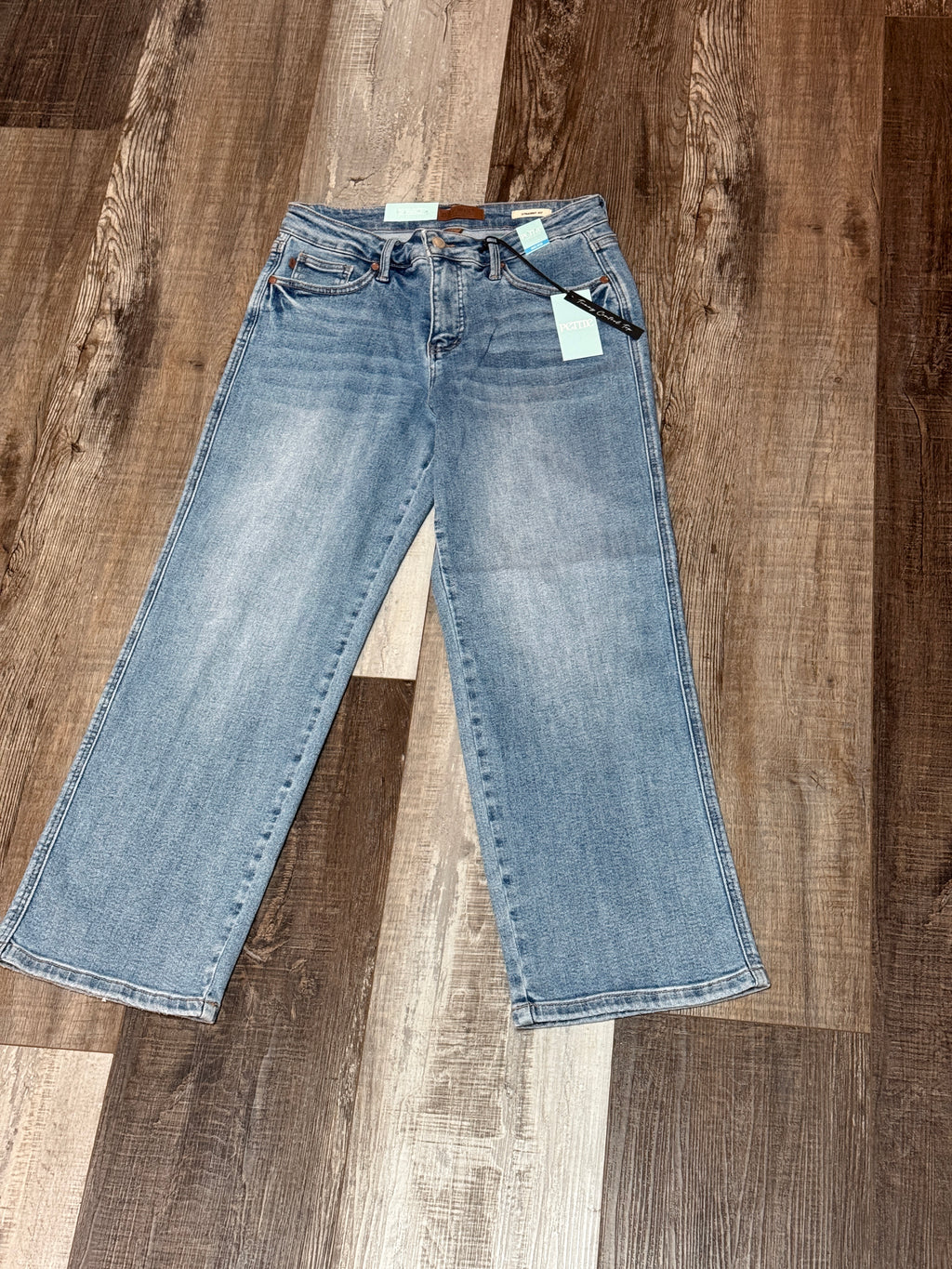 Judy Blue Mid Rise Straight Fit Jeans Petite