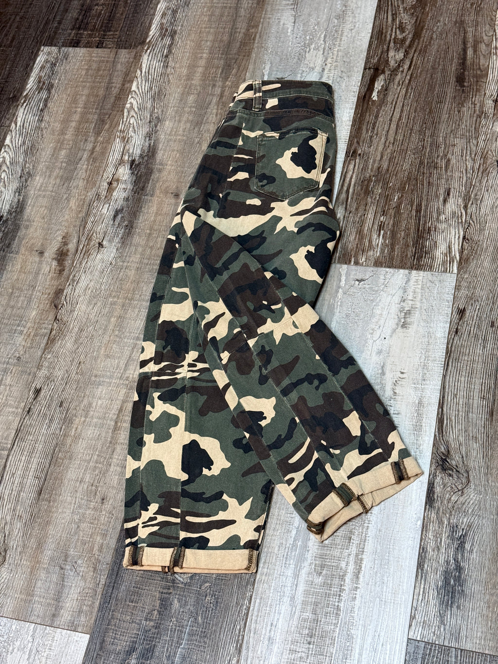 Risen Faded Camo Ankle Barrel Double Roll Up Pants