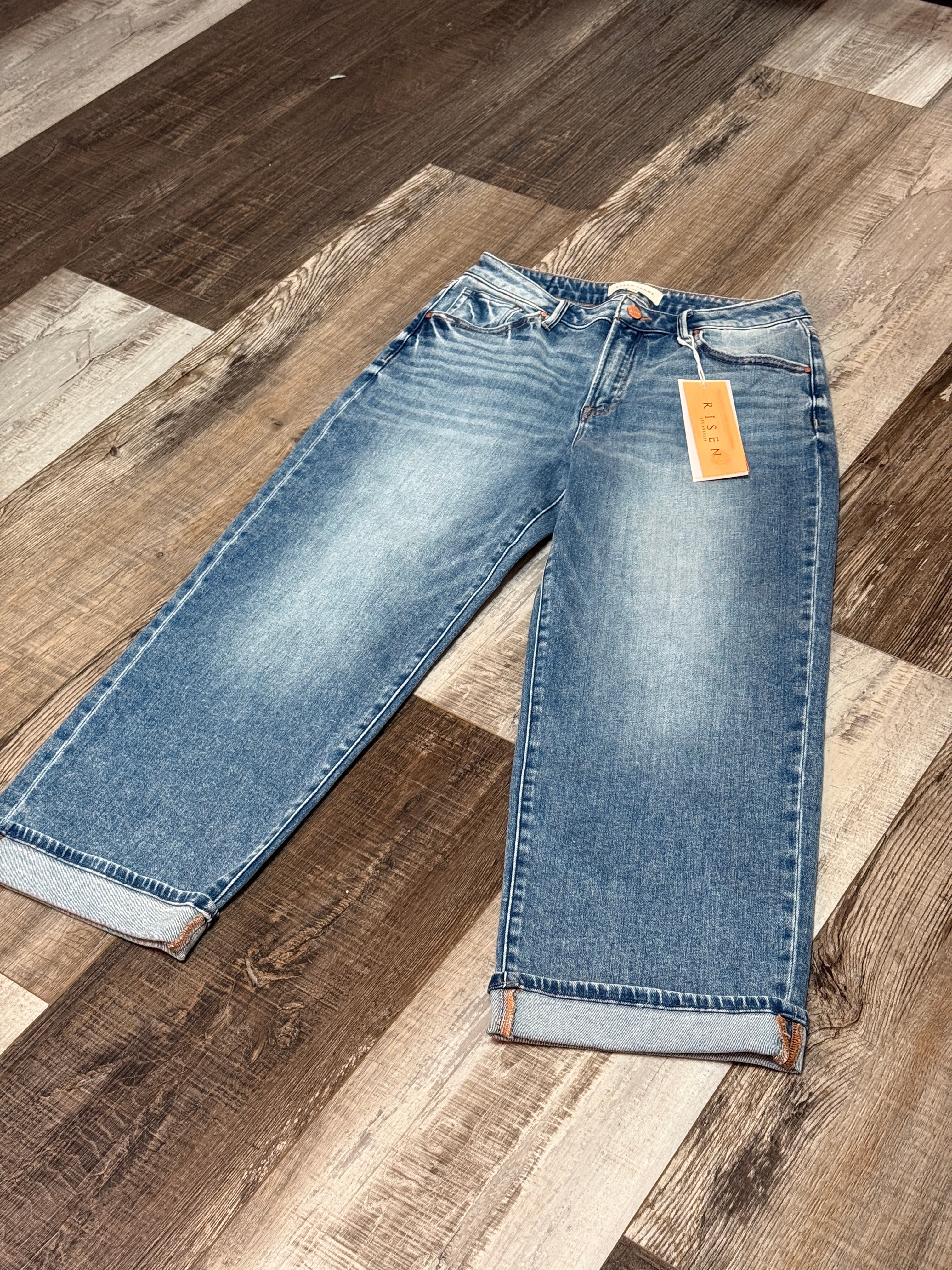 Medium Wash Risen Jeans