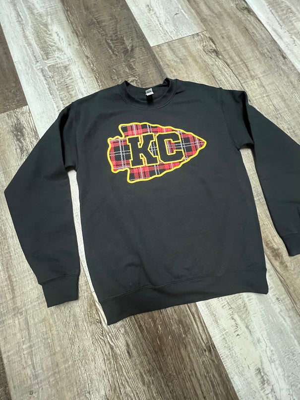 KC Plaid Arrowhead on Crewneck Sweatshirt Black or Red
