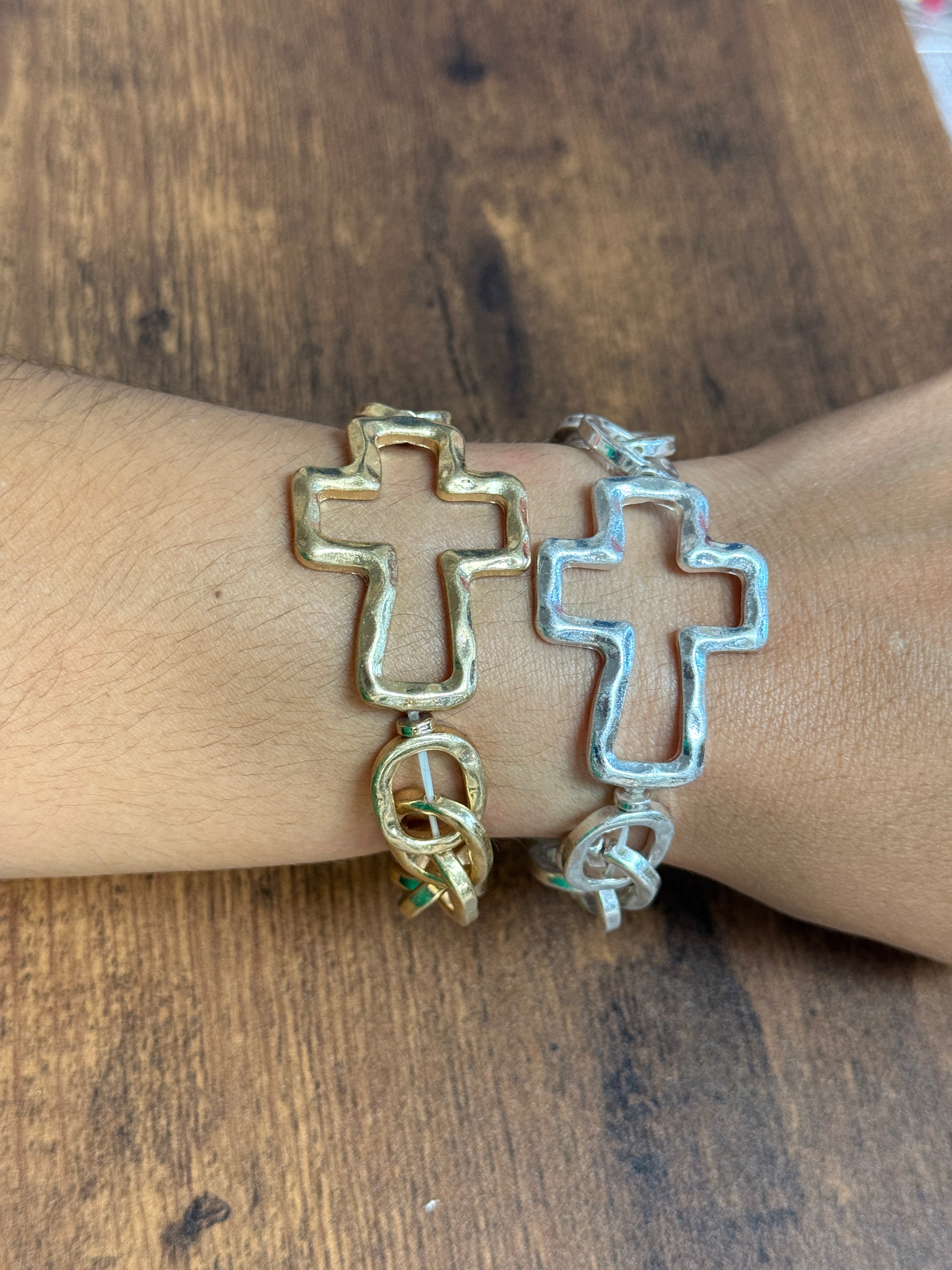 Cross Pendant Stretch Chain Bracelet