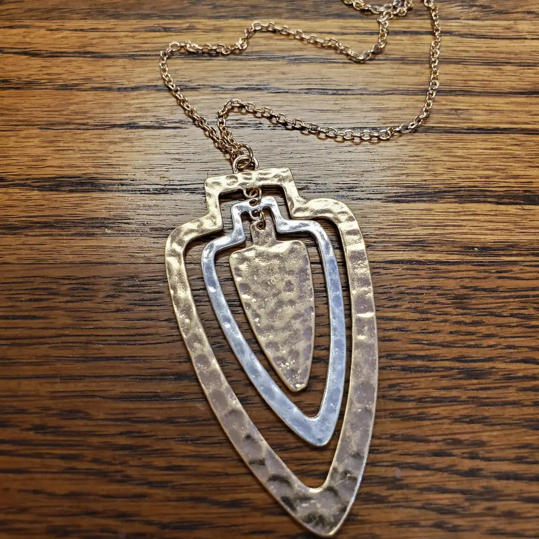 Two Tone Tri layer Arrowhead Necklace 30". Go Chiefs!