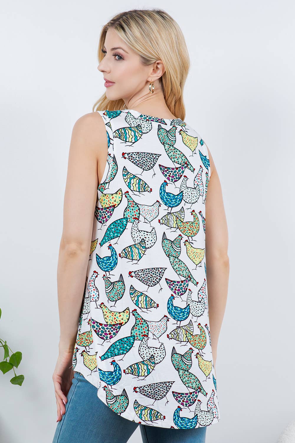 Retro Chicken V-Neck Flowy Tank Top
