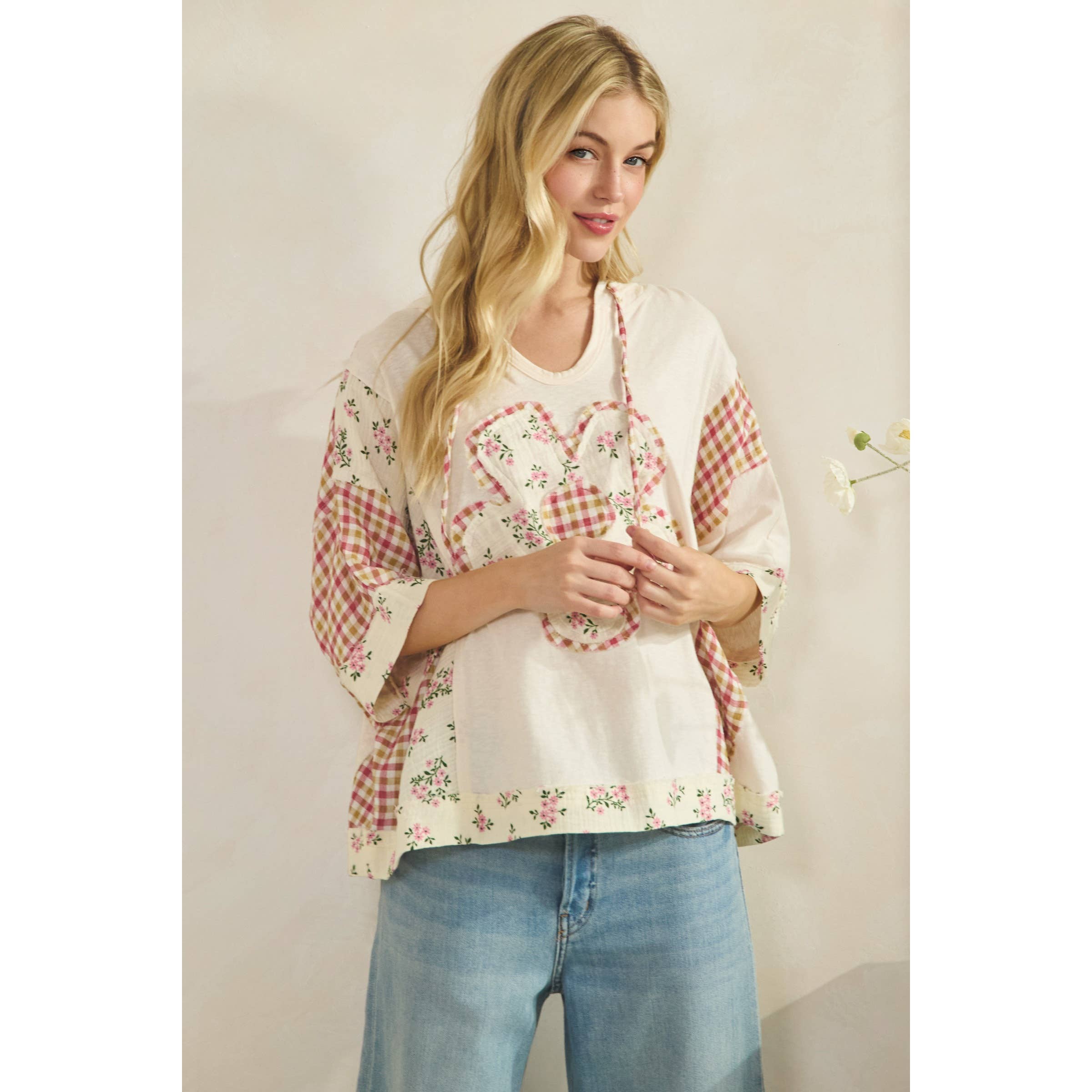COTTON GAUZE HOODIE WITH DAISY FLORAL PATCH